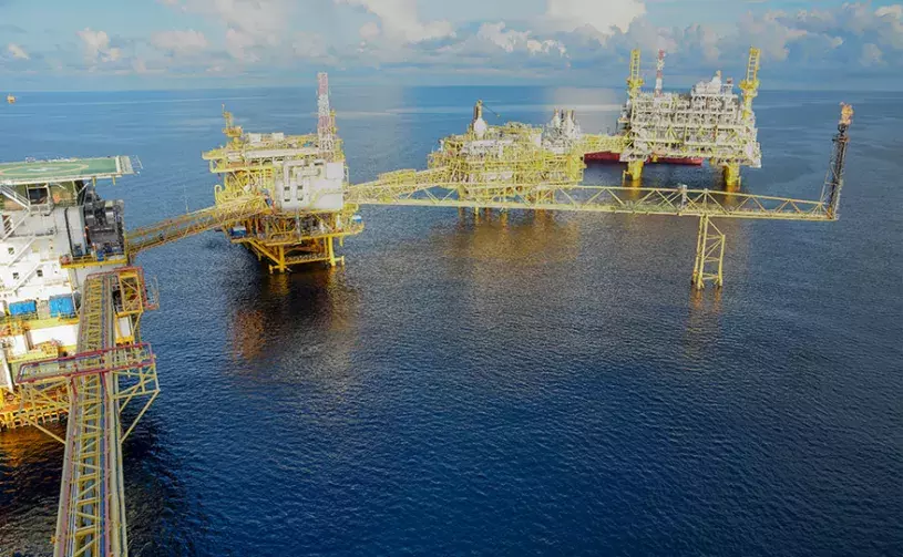 Oil and gas central operation process platform, Gulf of Thailand. Credit: udorn1976